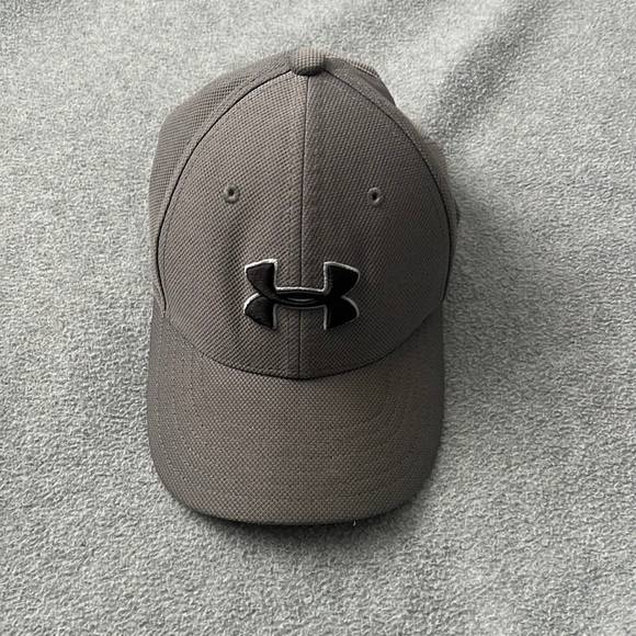 Under Armour Youth Baseball Hat - Picture 1 of 5